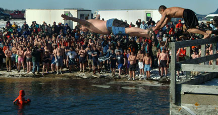 Diving from the Sipayik pier