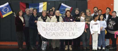 Parents and Grandparents against LNG